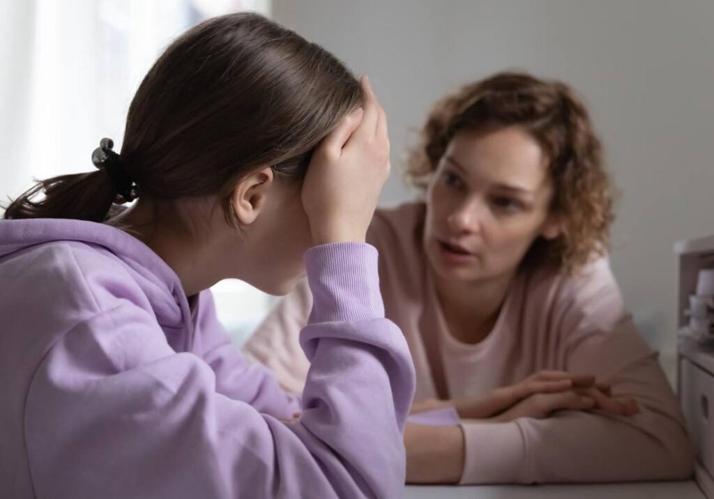 ¿Cómo hablar de salud mental con un adolescente?